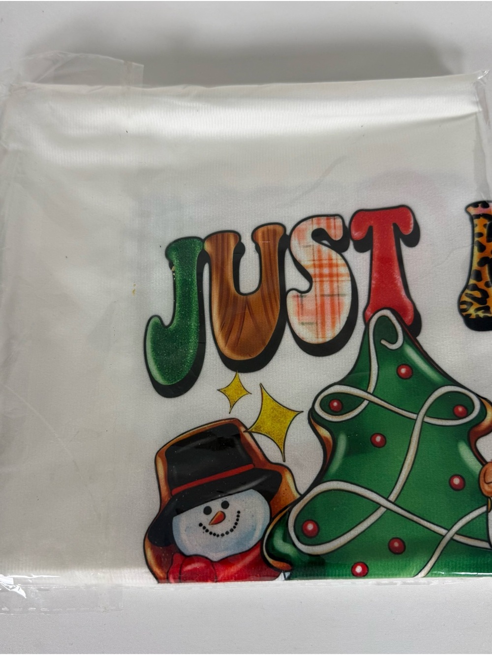 Just a Girl Who Loves Christmas Pillow Covers Set of 2 18x18 🌲🧑‍🎄 - Picture 9 of 9